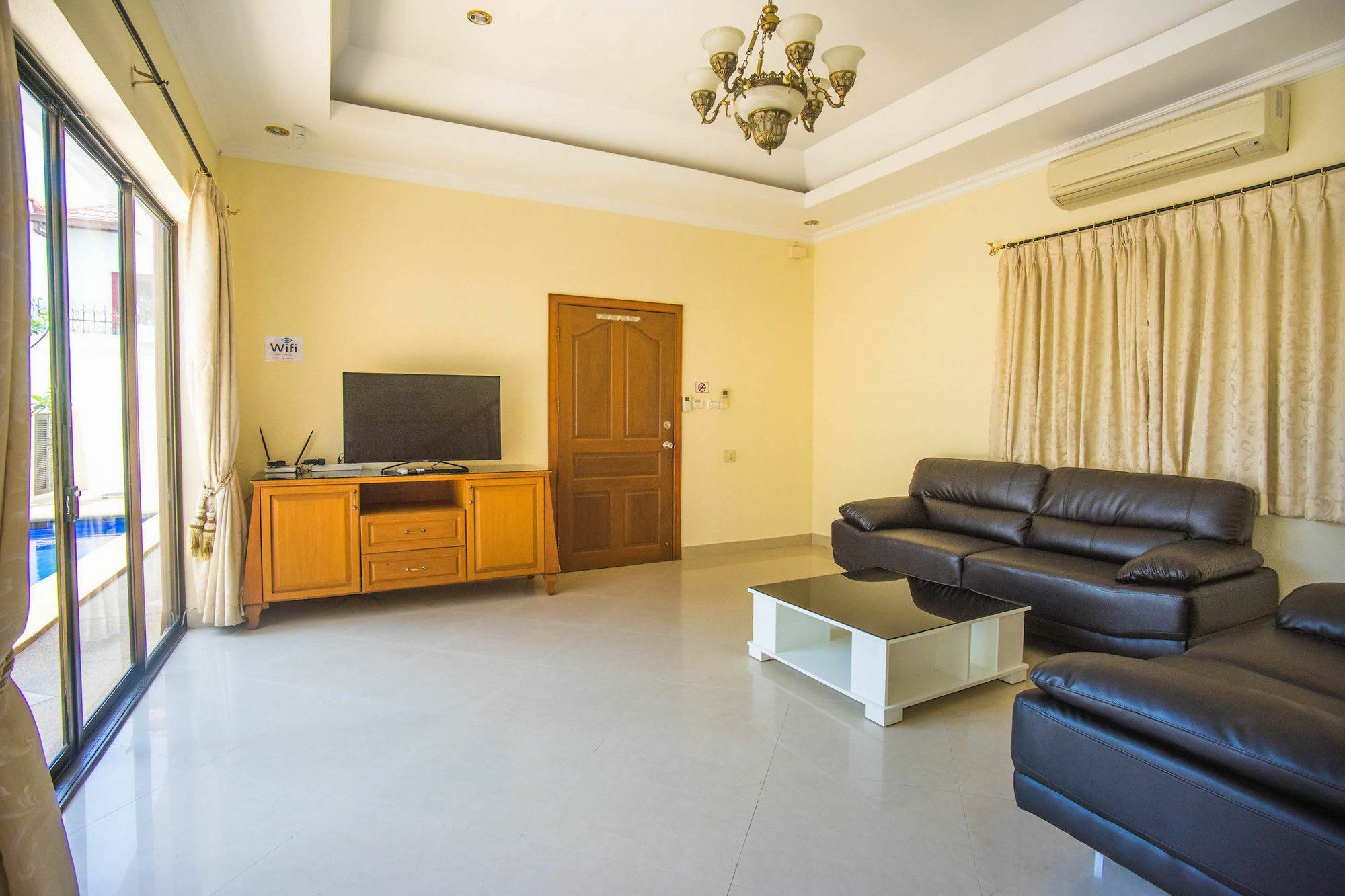 Pattaya Holiday Villas Bang Lamung Exterior photo