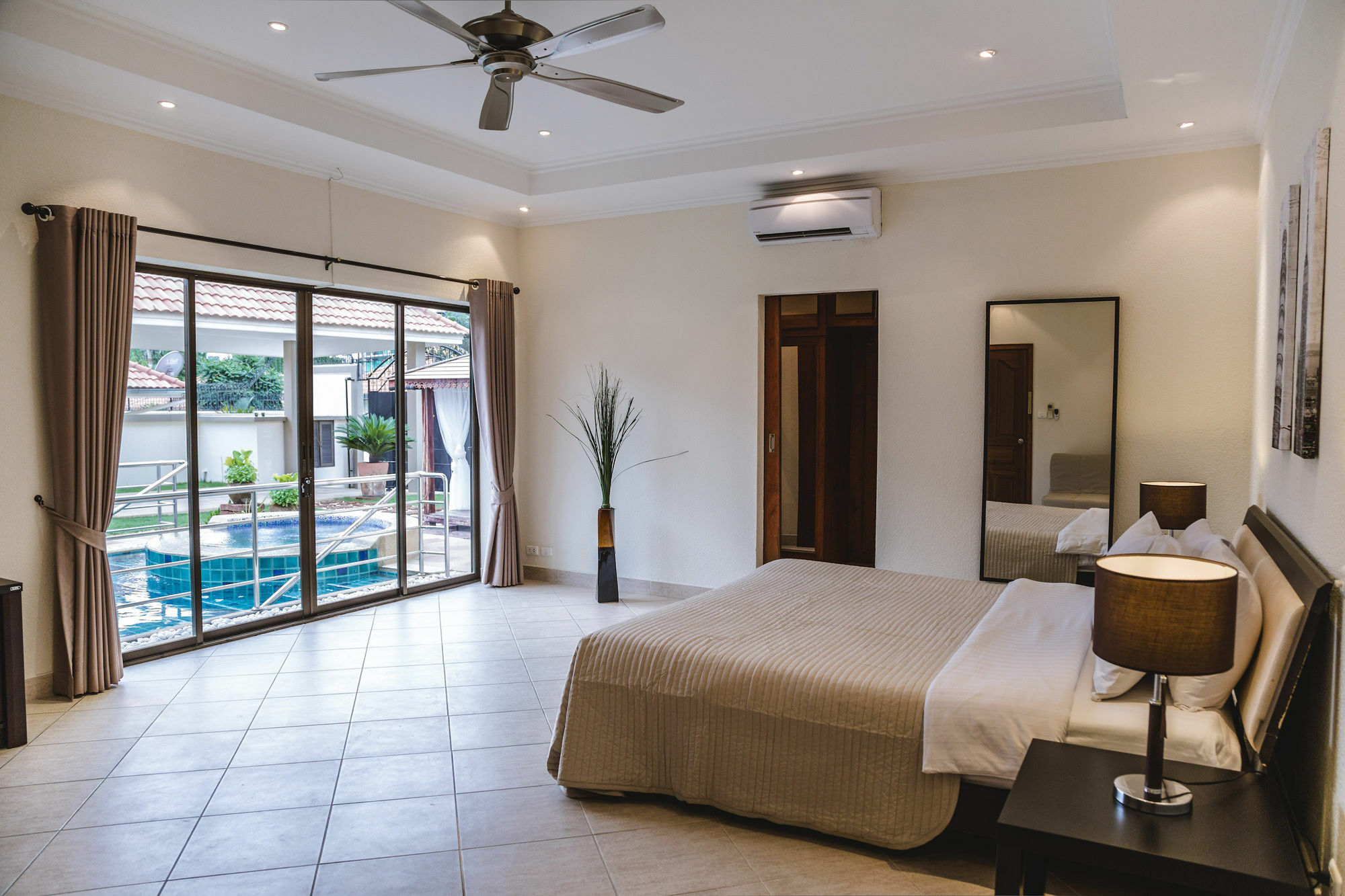 Pattaya Holiday Villas Bang Lamung Exterior photo